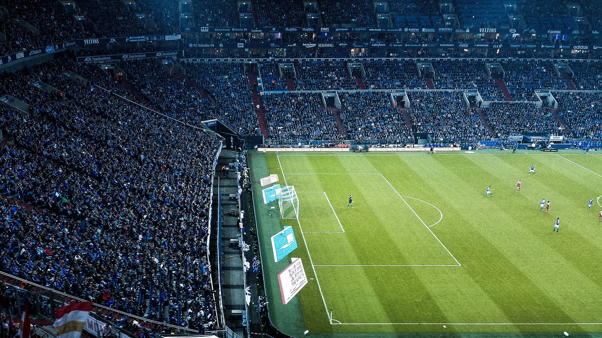 “亚戈·卡尔曼：攻防兼备的橄榄球天才，成就阿根廷美洲狮队辉煌未来”